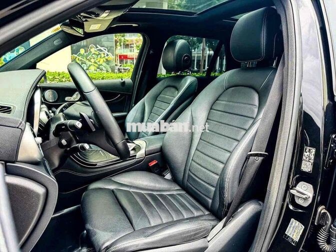 Mercedes-Benz GLC300 AMG 4MATIC 2019 Đen