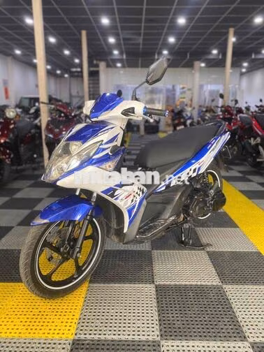 Yamaha Nouvo 5 2015 đẹp, máy êm thì thầm bao vọt