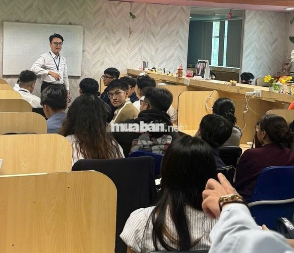 TUYỂN 5 NHÂN VIÊN MARKETING