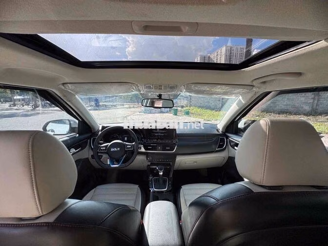 KIA Seltos 1.6 Premium 2022 LƯỚT 2 VẠN HỖ TRỢ VAY