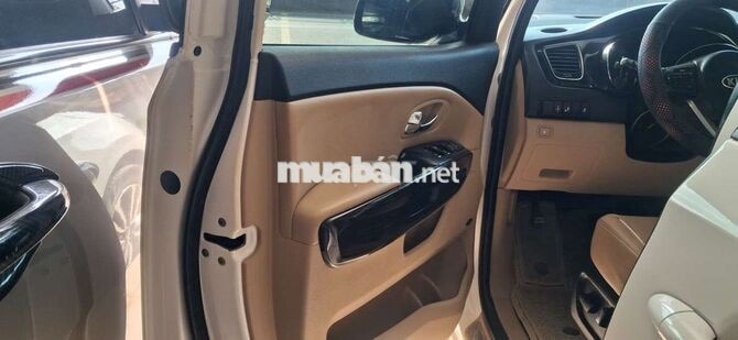 Kia Sedona 2018 Trắng 7 chỗ Dầu Tự động 80.000 km