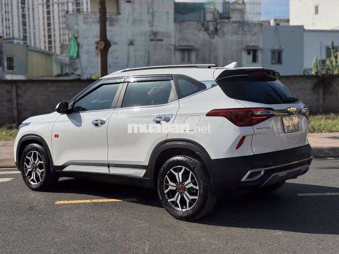 KIA Seltos 1.6 Premium 2022 LƯỚT 2 VẠN HỖ TRỢ VAY