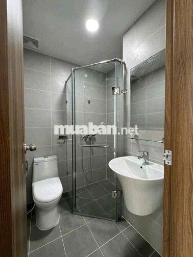 Căn hộ 2 ngủ Làng Đại học, ngay metro dọn vô ở liền