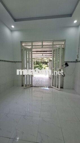 Cho thuê nhà nguyen căn có sẵn máy lạnh gần chợ Trung An Mỹ Tho 