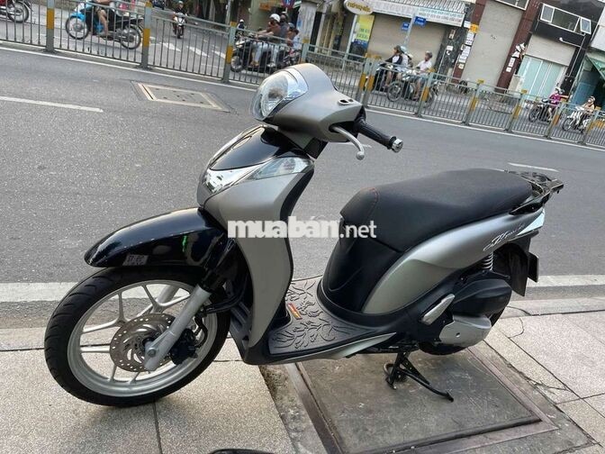 Honda SH Mode 2016 Xám đen đã sử dụng