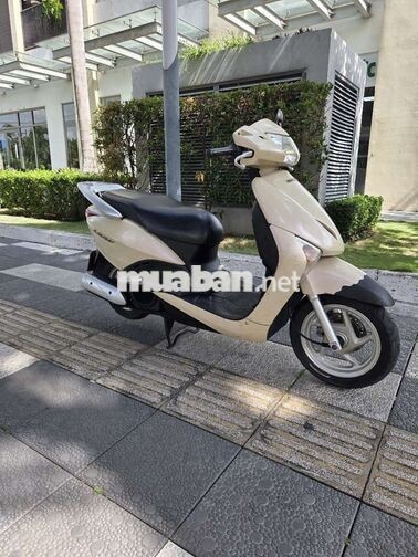 Honda Lead 110 2010 Kem