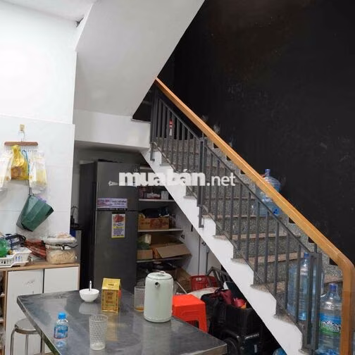 Cần nhượng mặt bằng căn góc 2 mặt tiền hẻm rộng giá 1xxtr