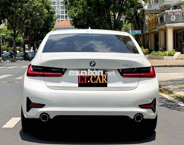 BMW 320i Sportline 2023 Trắng Da cao cấp 5 chỗ
