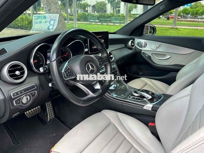 Mercedes-Benz C300 AMG 2018