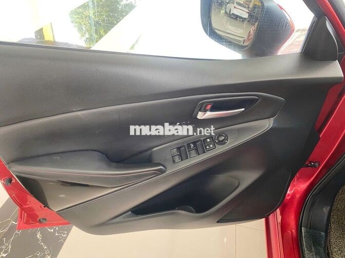 Mazda Mazda 2 1.5AT Sedan 2016 Đỏ pha lê