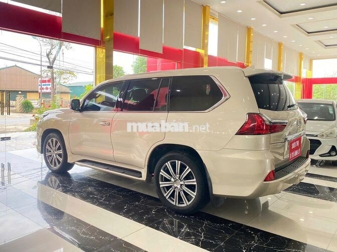 Lexus LX570 2016 Mỹ Vàng cát