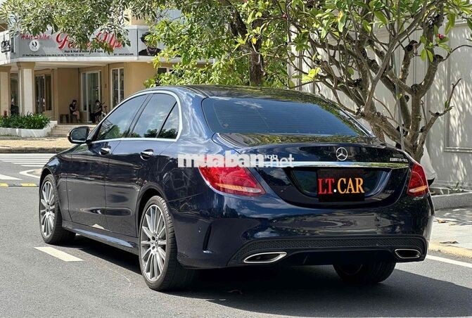 Mercedes-Benz C300 AMG 2018