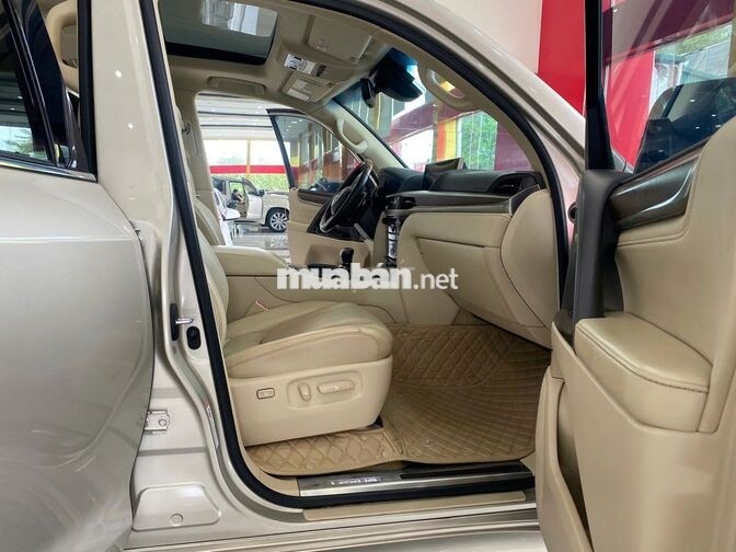 Lexus LX570 2016 Mỹ Vàng cát