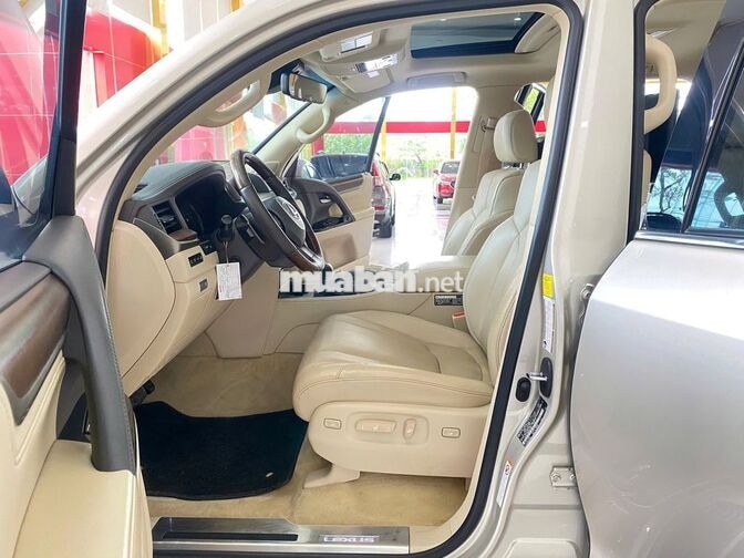 Lexus LX570 2016 Mỹ Vàng cát