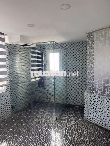 CHO THUÊ 130M2 - 2PN CĂN HỘ CAO CẤP HÙNG VƯƠNG PLAZA 