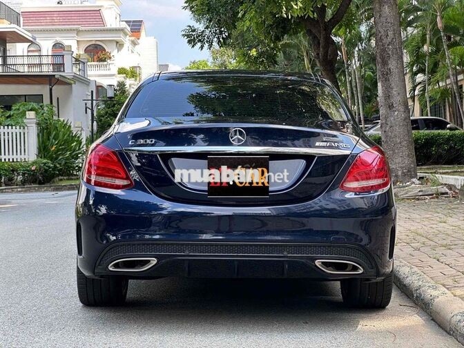 Mercedes-Benz C300 AMG 2018