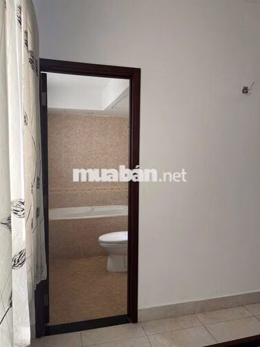 CHO THUÊ 130M2 - 2PN CĂN HỘ CAO CẤP HÙNG VƯƠNG PLAZA 