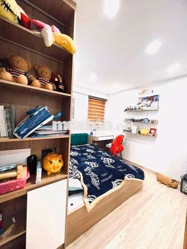 Chung cư Hồ Đền Lừ 77m2 T12 3 PN 2 WC 2 thoáng sổ CC giá 5.4 tỷ có TL