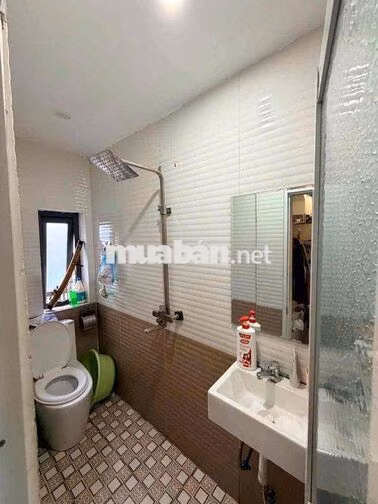 CHO THUÊ NHÀ 3 TẦNG ĐƯỜNG NGŨ HÀNH SƠN- ĐỐI DIỆN ĐH KINH TẾ