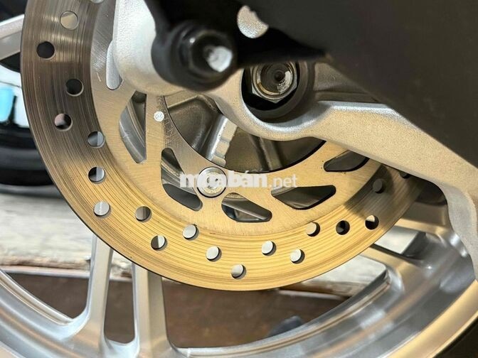 Honda SH 125 CBS 2026 Trắng 2000 km lướt mới chính