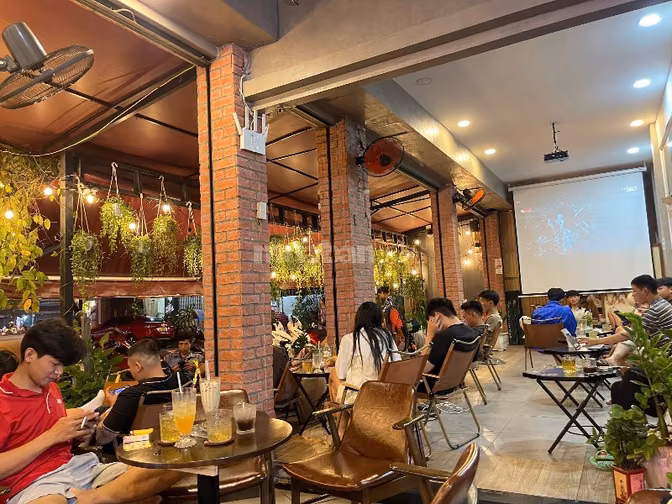 Sang quán Cafe 12x20 căn góc khu Đồng Đen-Bàu Cát, mặt bằng chỉ 25tr