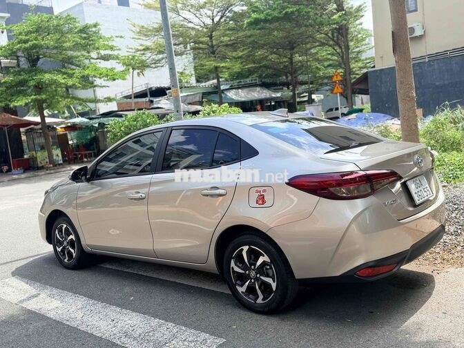Toyota Vios 2025 Số sàn 15000 km Vàng cát mới tinh