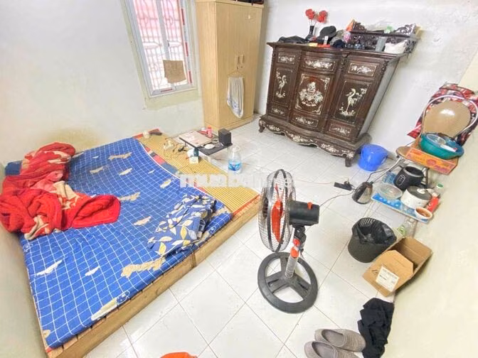 phòng trọ giá siêu rẻ ngay cầu Đông Trù