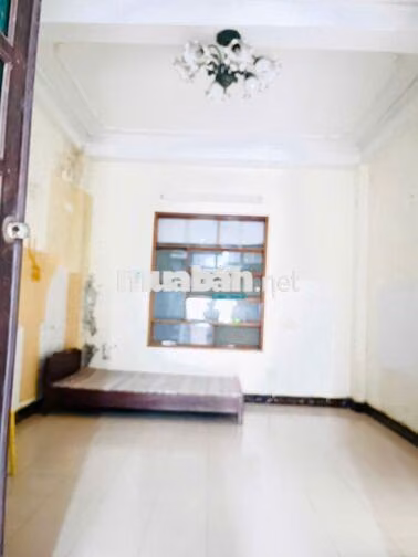 Phòng trọ tầng 3, 30m2, gần chợ / bảo tàng PKKQ, 4tr5