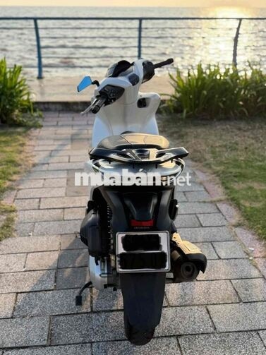 Honda SH 2022 Trắng Tiết kiệm xăng