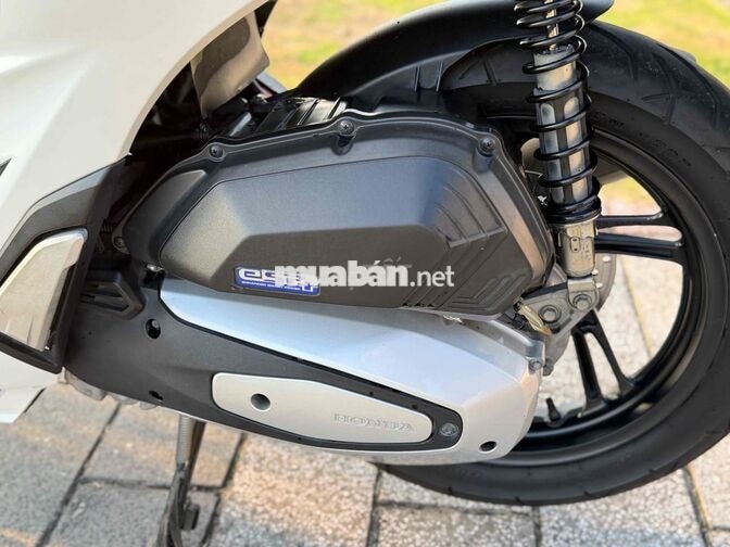 Honda SH 2022 Trắng Tiết kiệm xăng