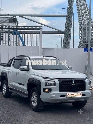 Mitsubishi Triton GLX 2025 Trắng 13.683 Km
