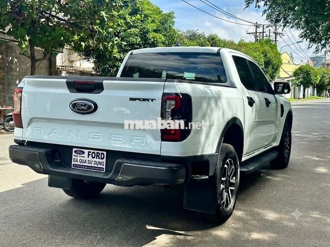 Ford Ranger 2025 Sport 4x4 Trắng 14.000km
