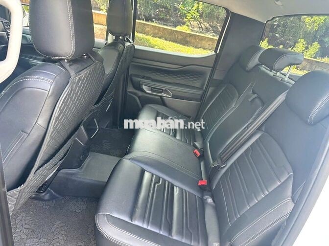 Ford Ranger 2025 Sport 4x4 Trắng 14.000km