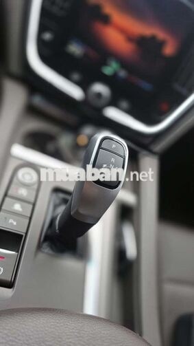 VinFast Lux A2.0 Base 2022 Đen 61.000 km
