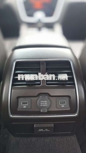 VinFast Lux A2.0 Base 2022 Đen 61.000 km