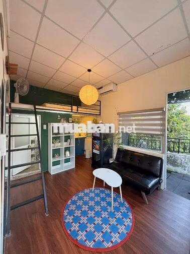 Cho thuê phòng Ban Công duplex