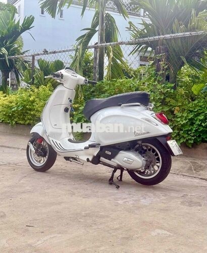 Vespa Sprint 125 Abs 2017 Trắng đèn led Bstp 9 chủ