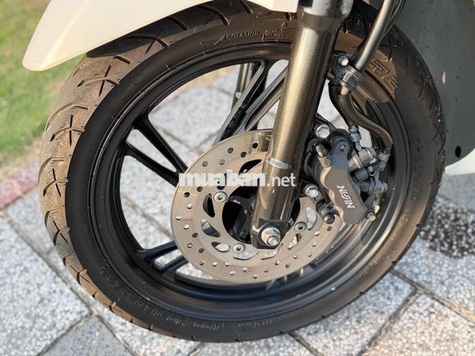 Honda SH 2022 Trắng Tiết kiệm xăng