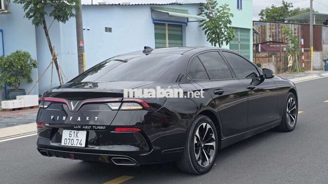 VinFast Lux A2.0 Base 2022 Đen 61.000 km