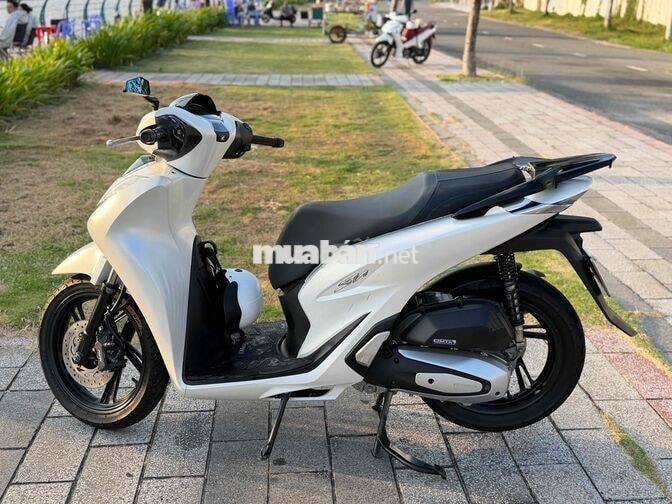 Honda SH 2022 Trắng Tiết kiệm xăng