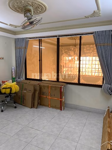 Bán nhà Cao Văn Lầu Quận 6 4mx16.5m. Liên hệ : 0938363666 (Kim)