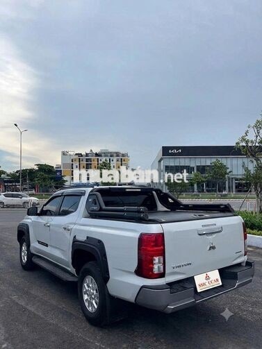 Mitsubishi Triton GLX 2025 Trắng 13.683 Km