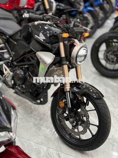 Honda CB300R odo 17.000km 1 chủ đập thùng
