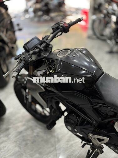 Honda CB300R odo 17.000km 1 chủ đập thùng