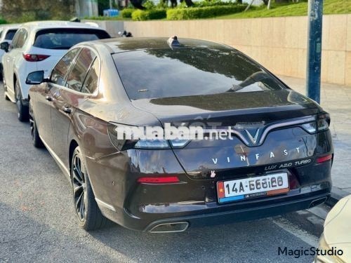 Xe VinFast Lux A 2.0 Premium 2.0 AT 2021