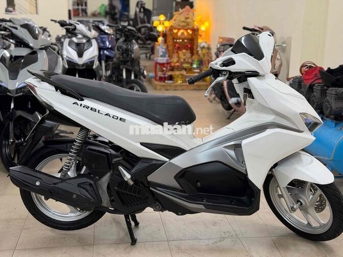Ab 125 2017 trắng bạc máy rin keng nợ xấu trả 8tr5