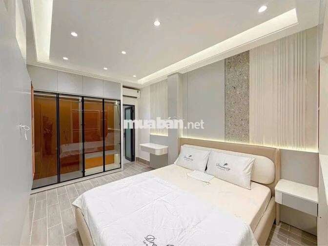 nhà vừa đc xây mới , full nội thất , dọn vô là ở