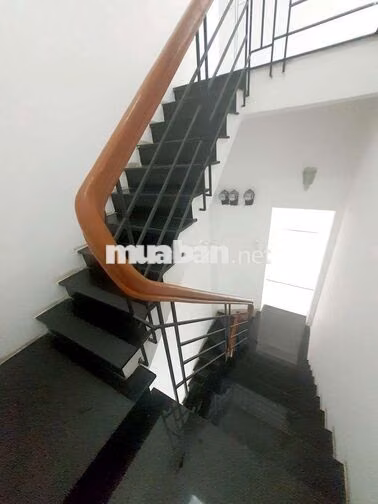 KTX SINH VIÊN Bình Thạnh Ngay Hàng Xanh Đầy Đủ Tiện Nghi