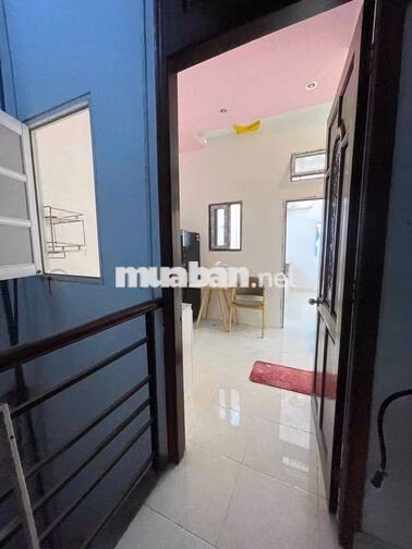 2 PHÒNG NGỦ BÌNH THẠNH CÓ CỬA SỔ TRỜI, FULL NỘI THẤT