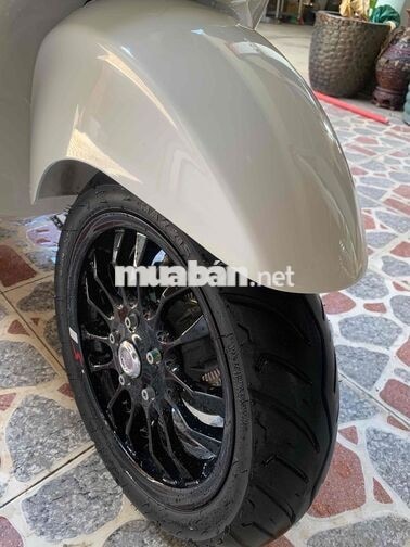 Piaggio Vespa Sprint 125 2024 Trắng 1727 km